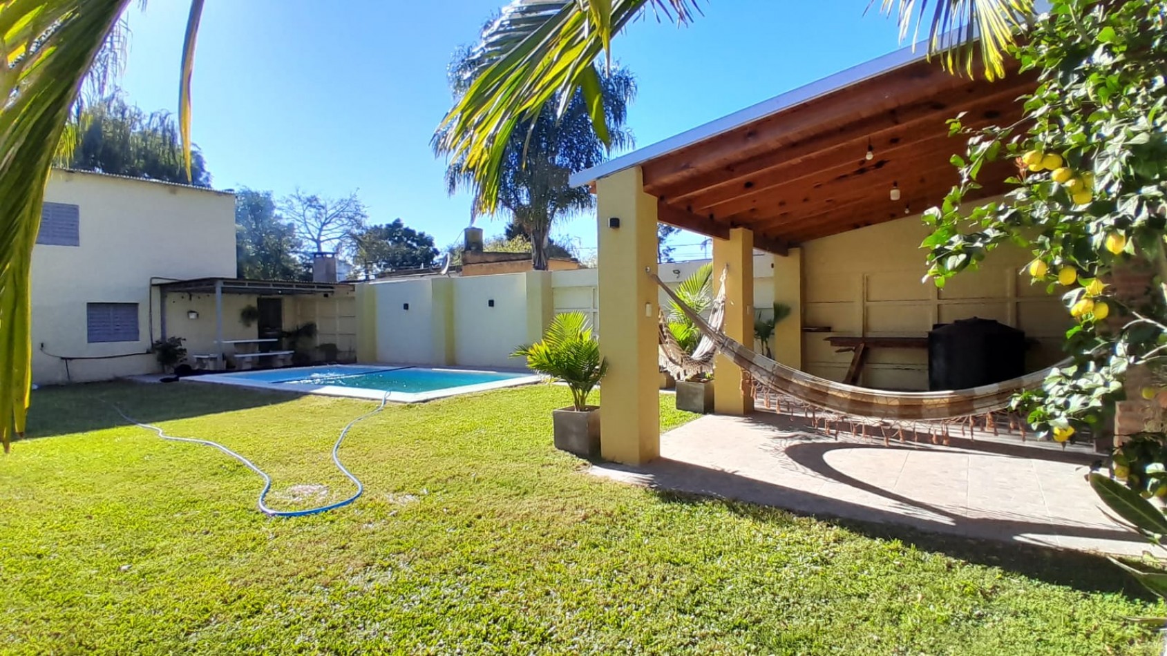 CASA, DUPLEX Y PISCINA EN SANTA ROSA DE CALCHINES, SANTA FE