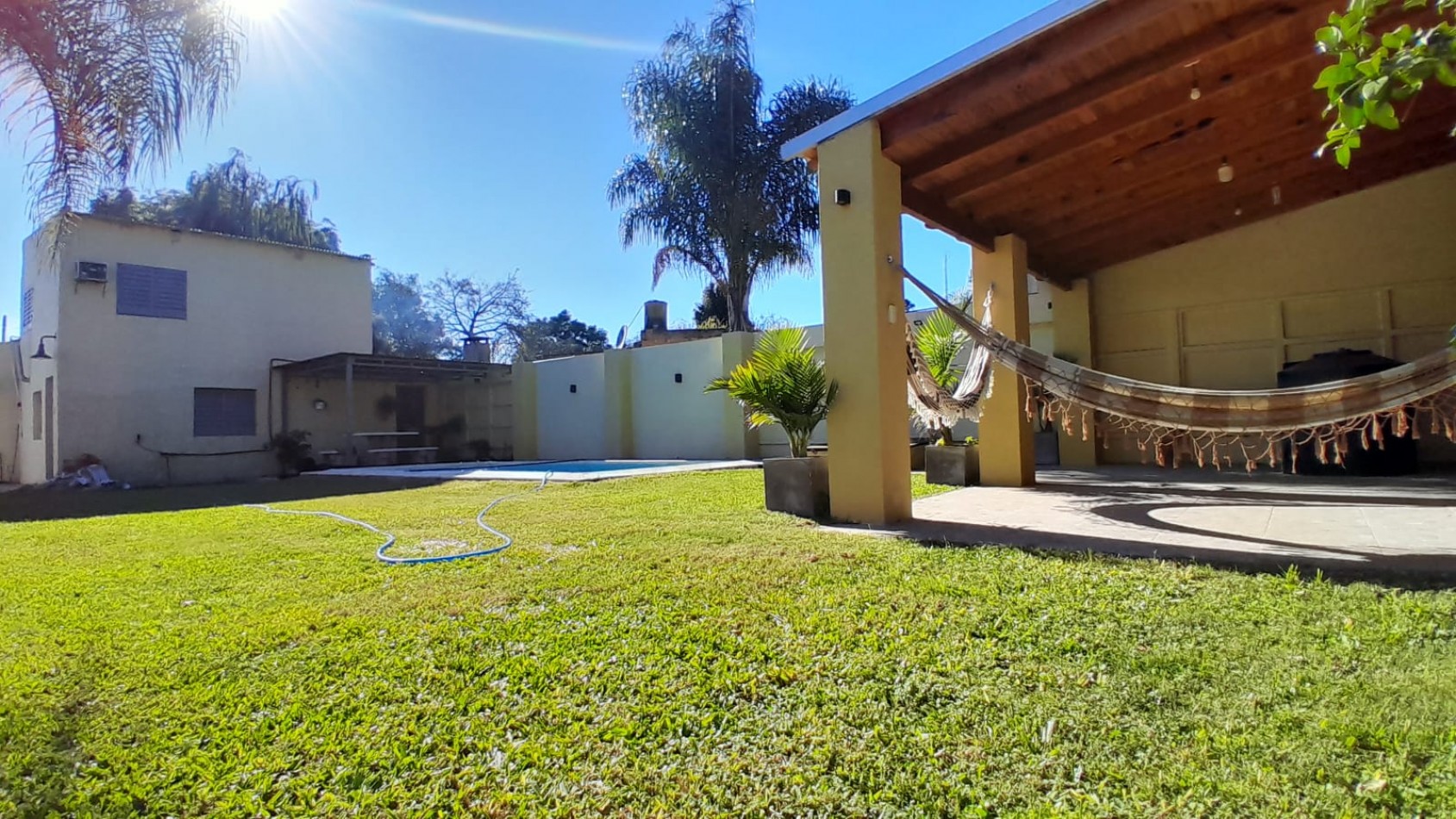 CASA, DUPLEX Y PISCINA EN SANTA ROSA DE CALCHINES, SANTA FE