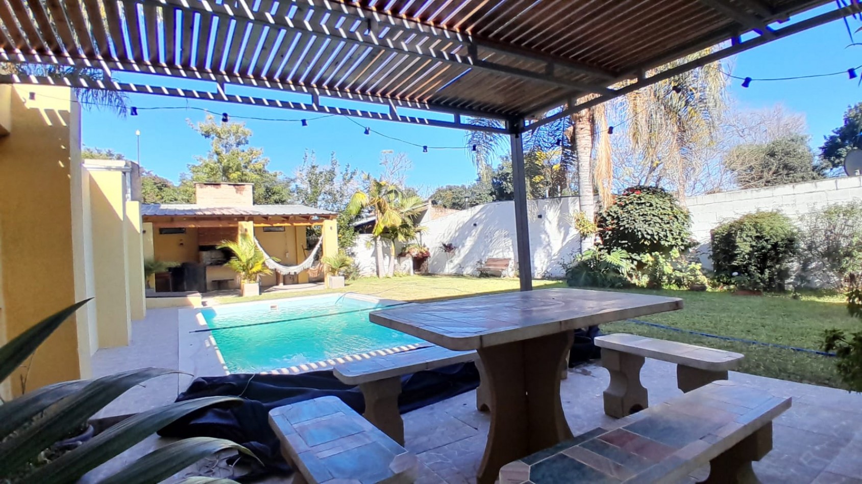 CASA, DUPLEX Y PISCINA EN SANTA ROSA DE CALCHINES, SANTA FE