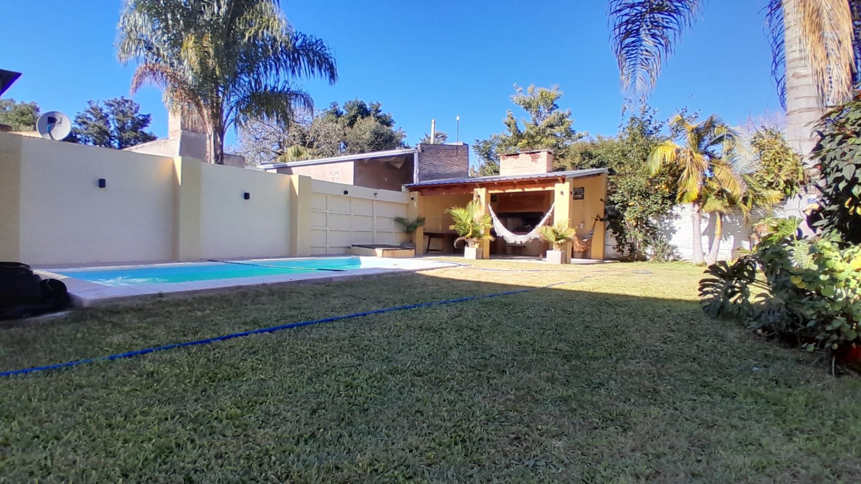 CASA, DUPLEX Y PISCINA EN SANTA ROSA DE CALCHINES, SANTA FE
