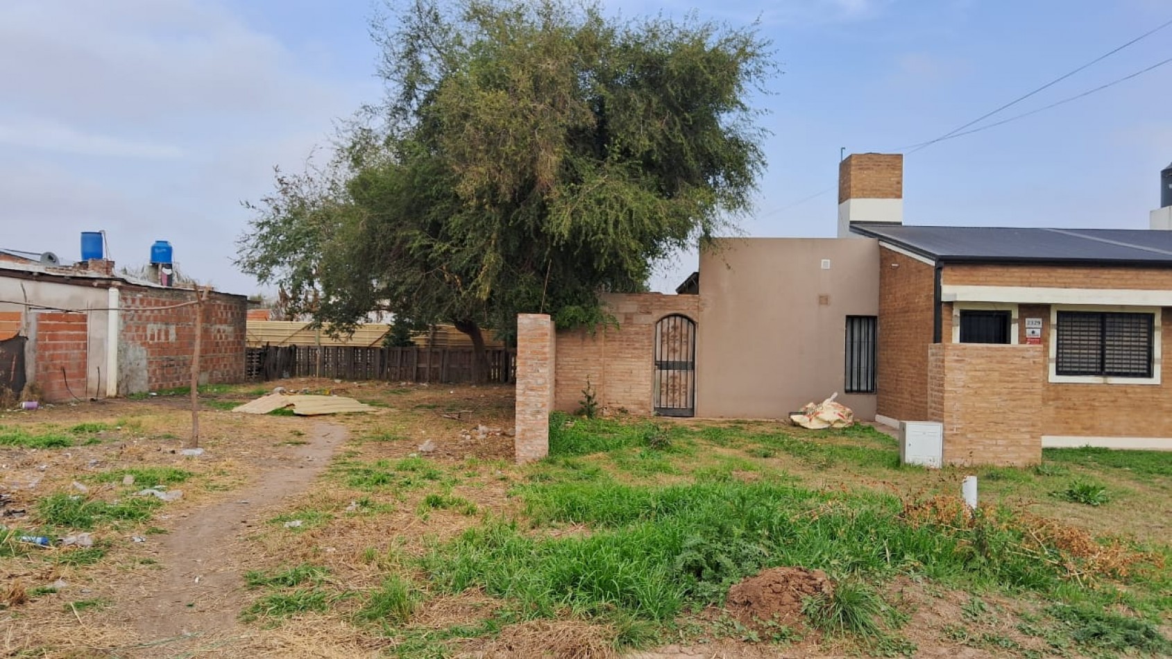 LOTE EN BARRIO ATE, SANTO TOME