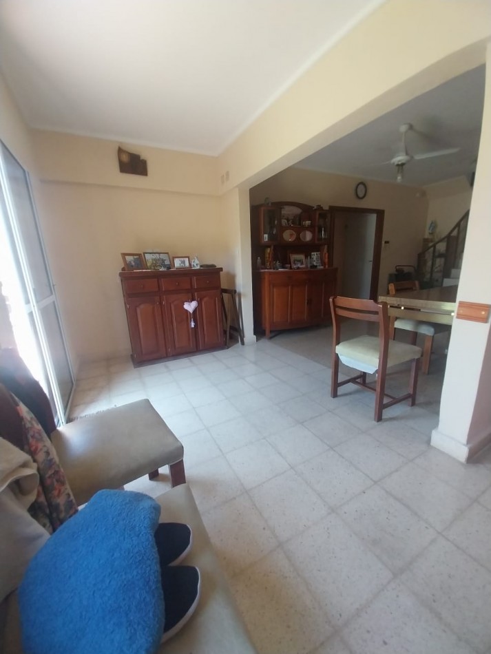 Casa al frente a metros de Av. Aristobulo del Valle, Pje Pasteur al 7440, Santa Fe 