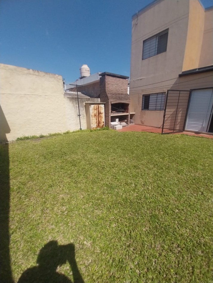 Casa al frente a metros de Av. Aristobulo del Valle, Pje Pasteur al 7440, Santa Fe 