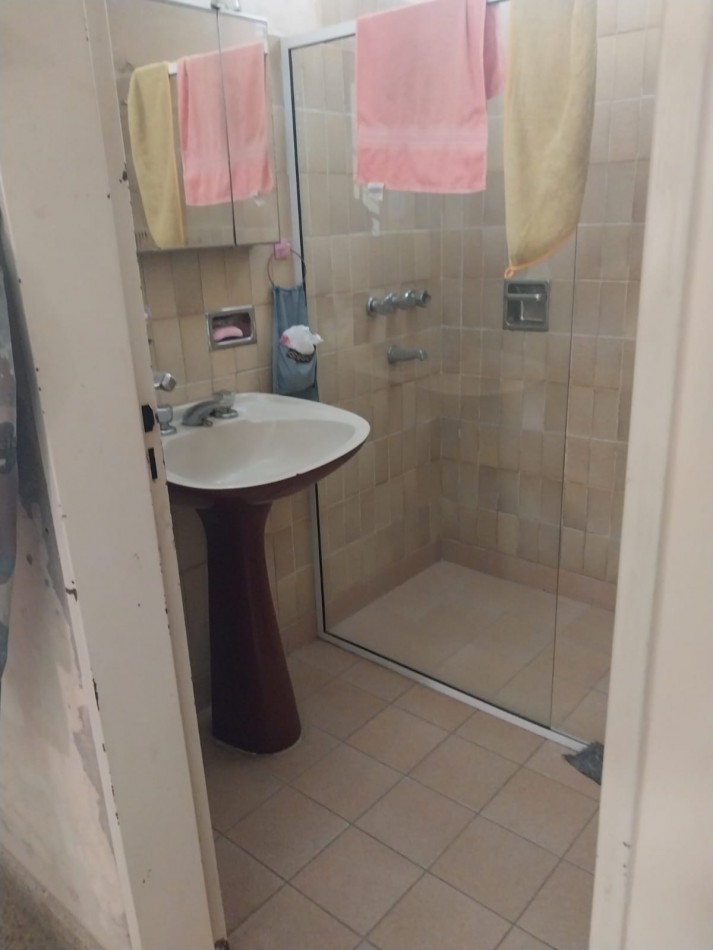 Casa al frente a metros de Av. Aristobulo del Valle, Pje Pasteur al 7440, Santa Fe 