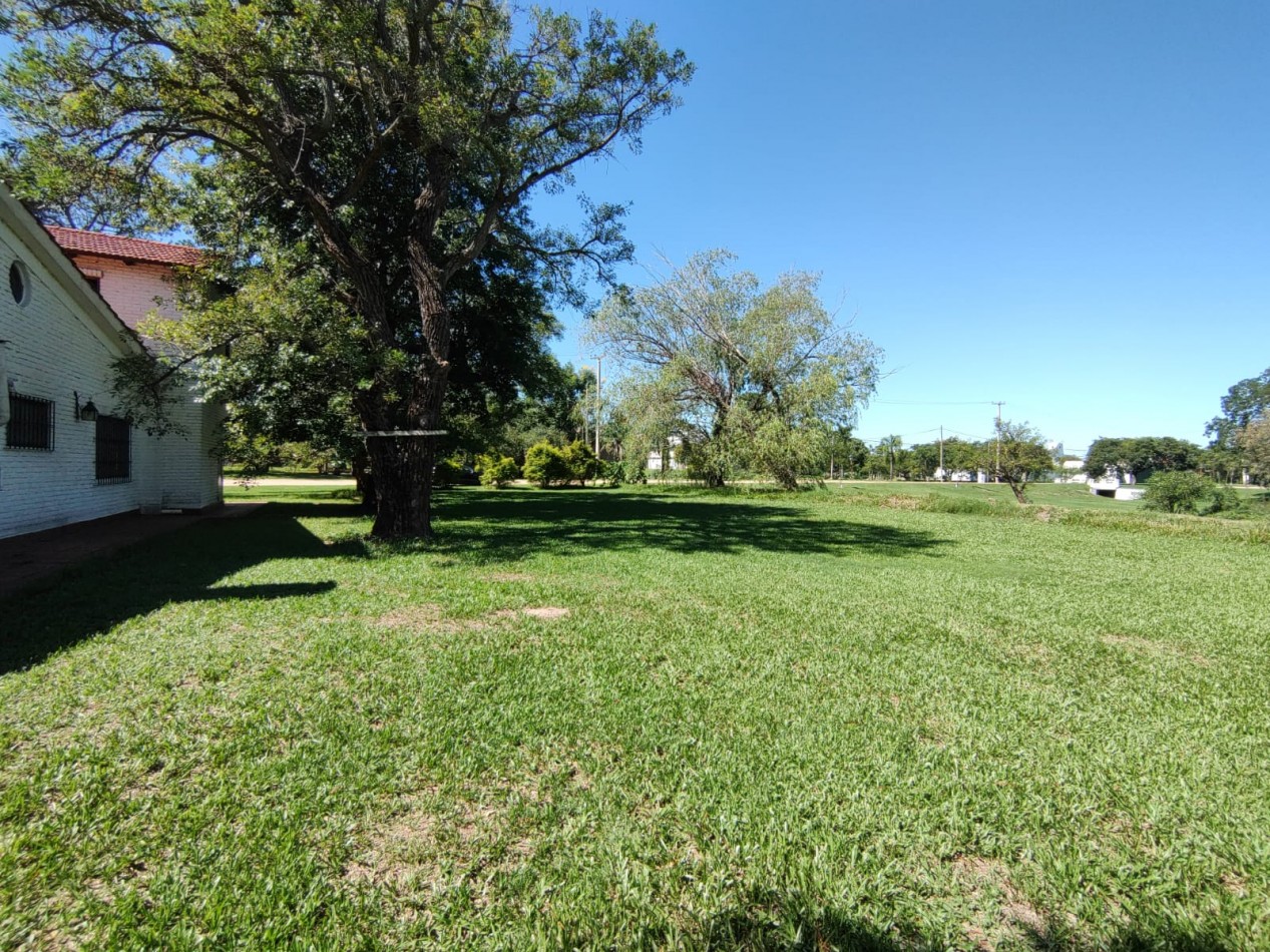 Casa con terreno en Club Nautico Ubajay, Arroyo Leyes, Santa Fe