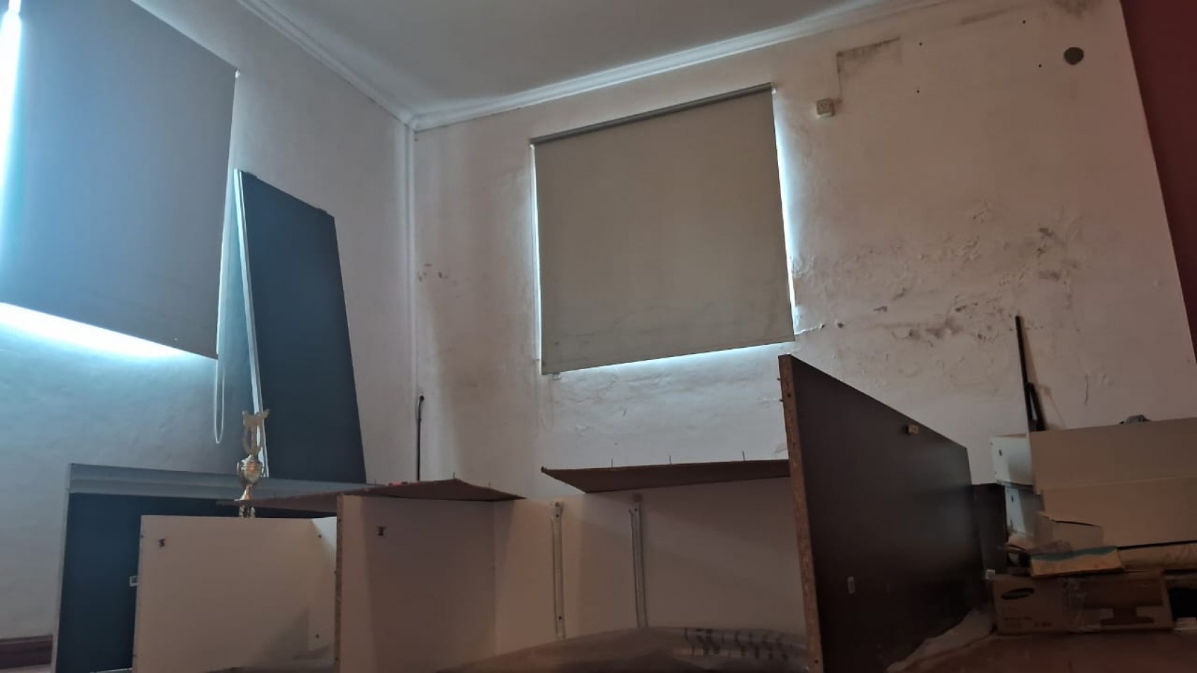 CASA AL FRENTE + DUPLEX INTERNO