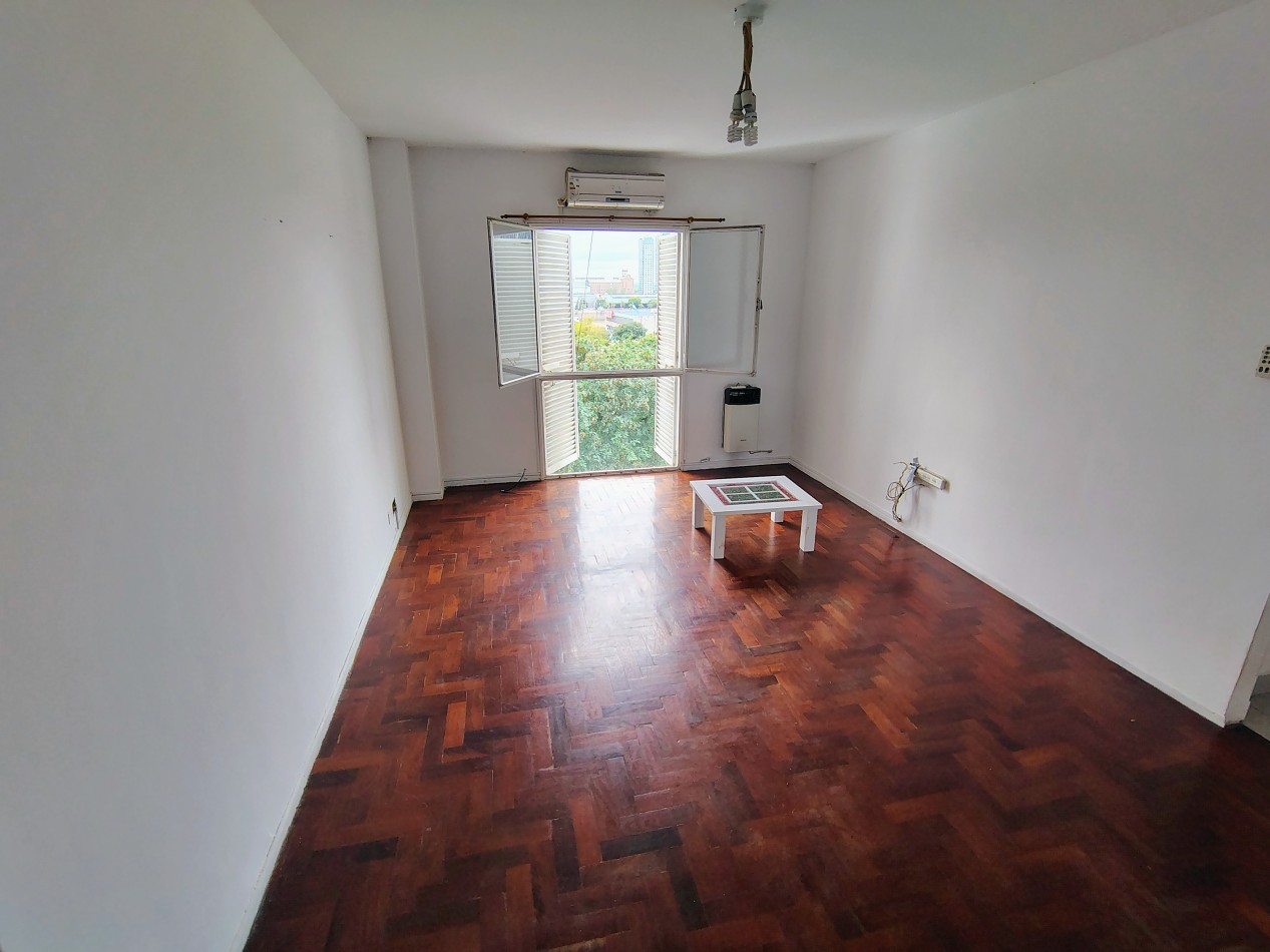 Departamento 1 dormitorio en microcentro