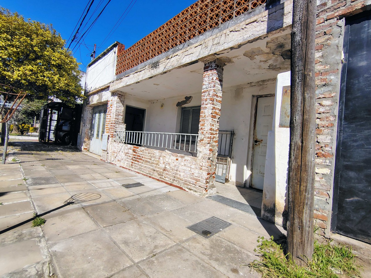 Casa al frente 