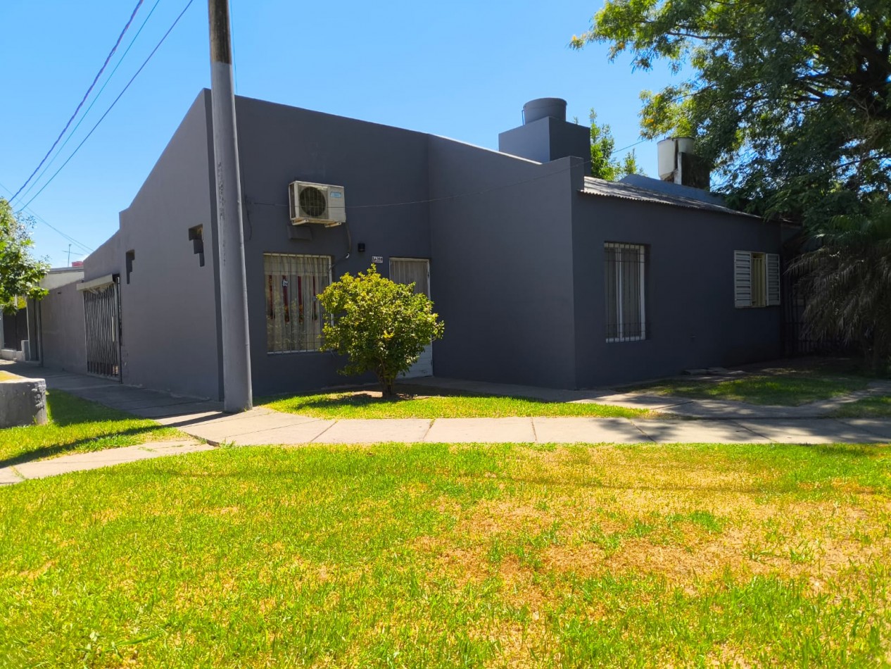 CASA CON TRES DORMITORIOS, B° LOURDES, SANTO TOME