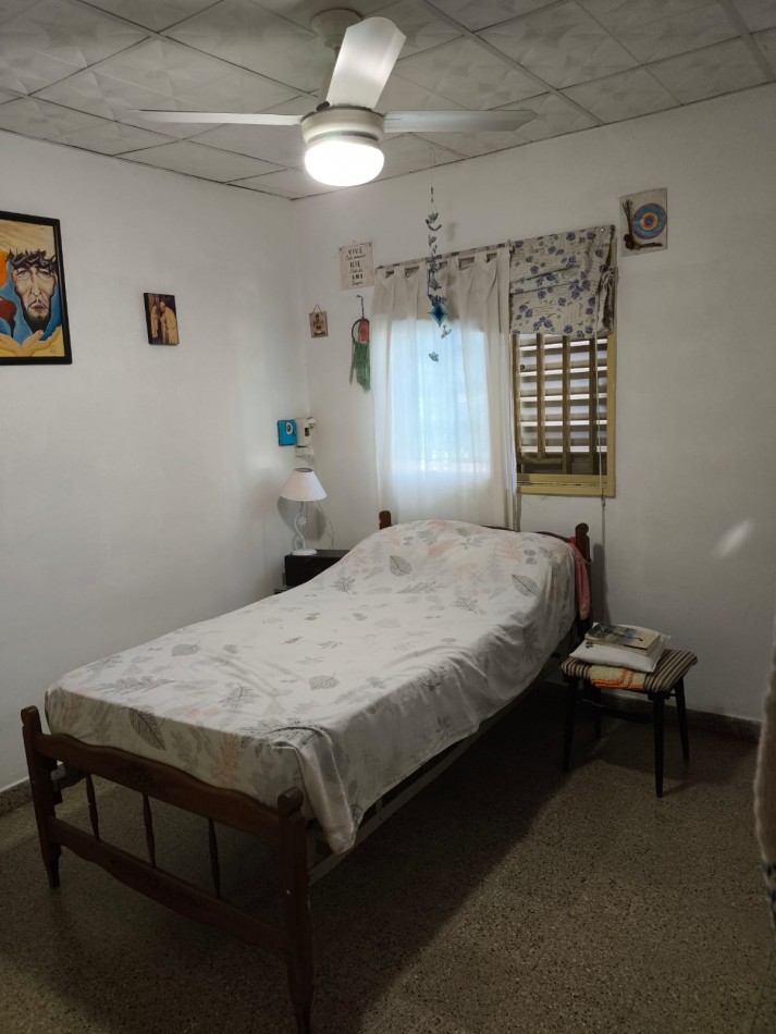 CASA CON TRES DORMITORIOS, B° LOURDES, SANTO TOME