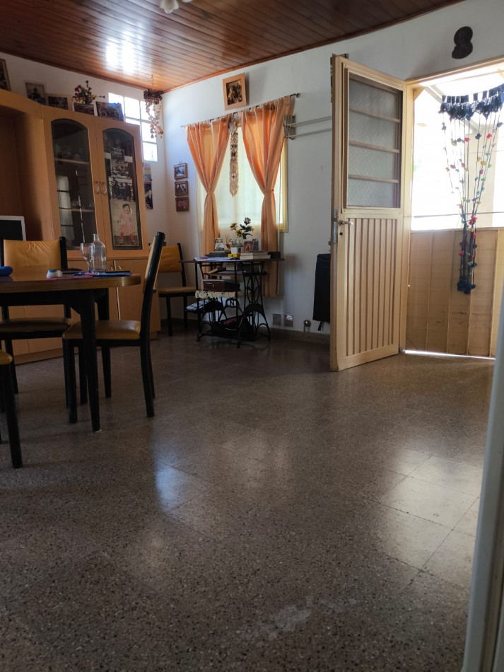 CASA CON TRES DORMITORIOS, B° LOURDES, SANTO TOME