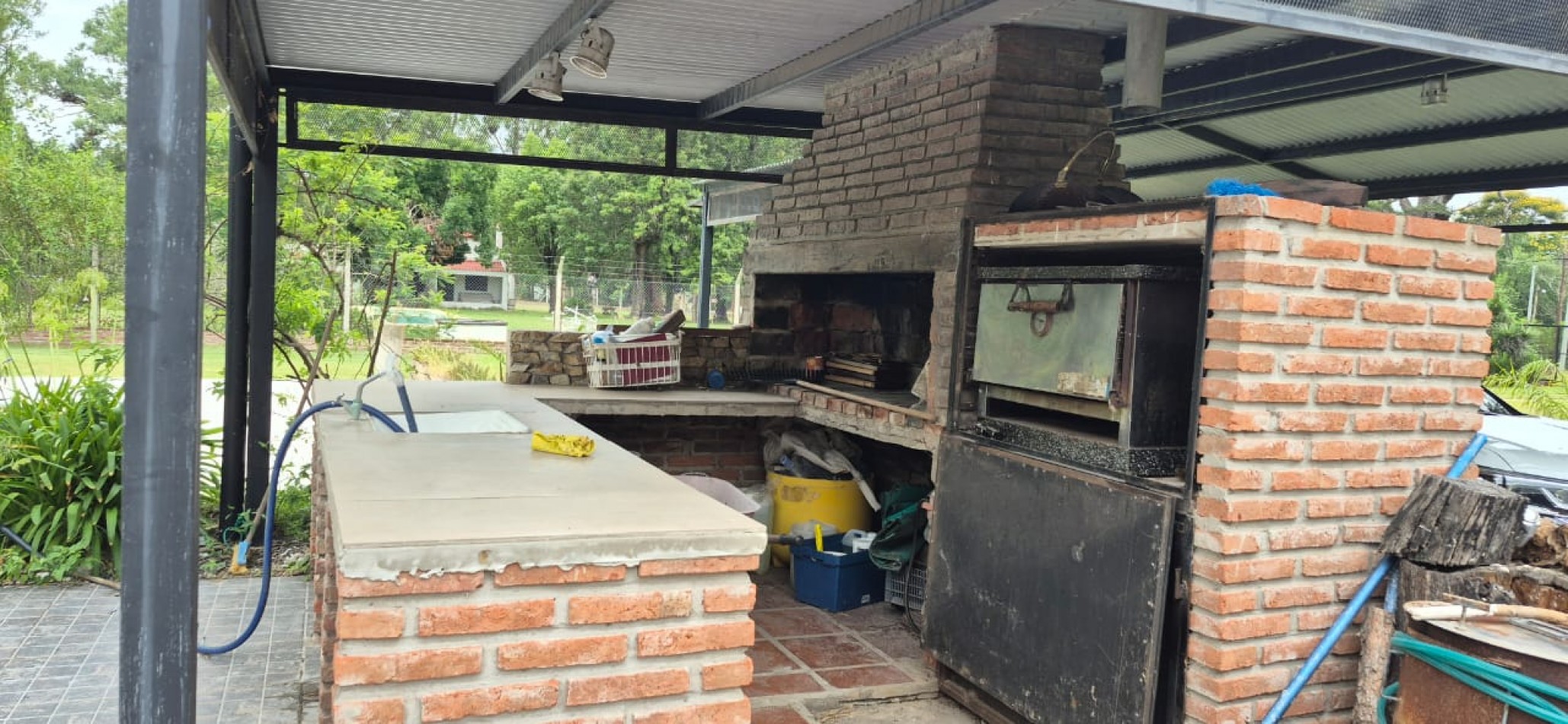 9 LOTES CON IMPORTANTE CASA, SANTA FE