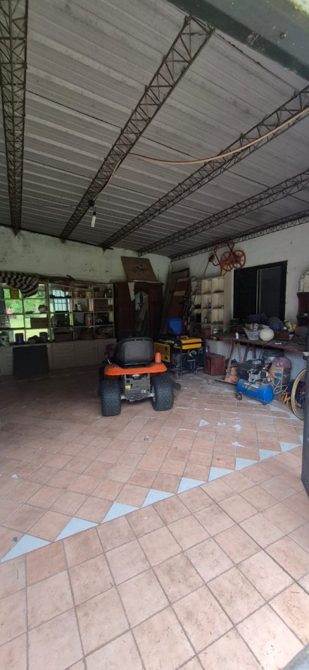 9 LOTES CON IMPORTANTE CASA, SANTA FE