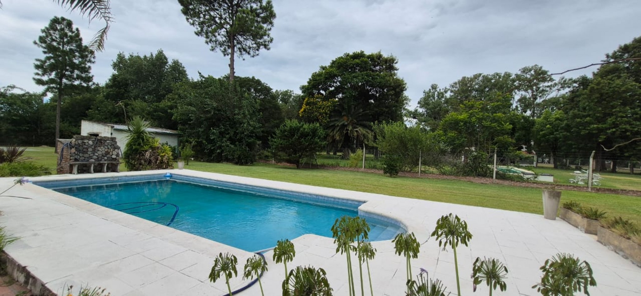 9 LOTES CON IMPORTANTE CASA, SANTA FE