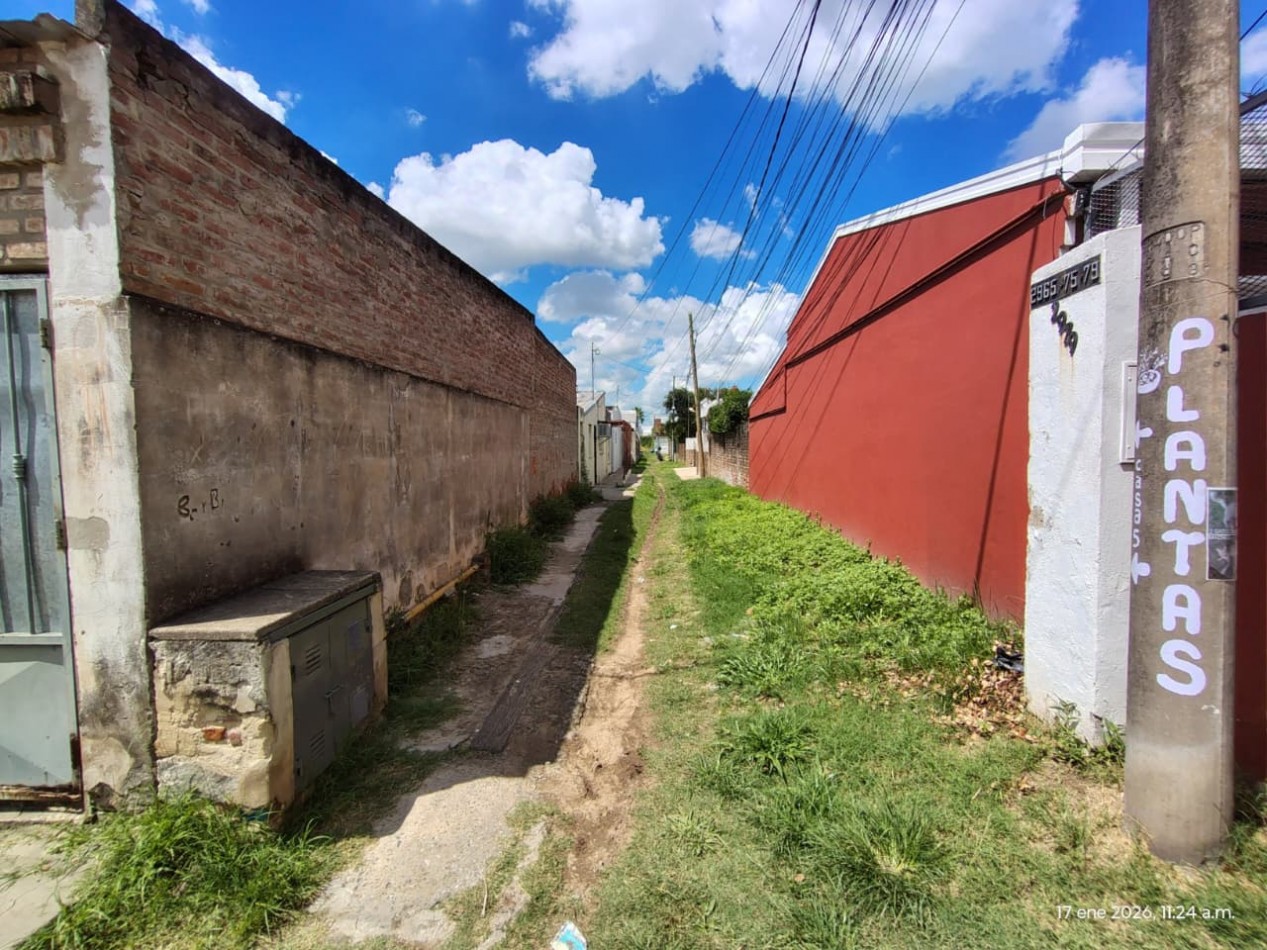 CASA INTERNA DE 3 DORMITORIOS EN BARRIO SAN MARTIN, SANTO TOME