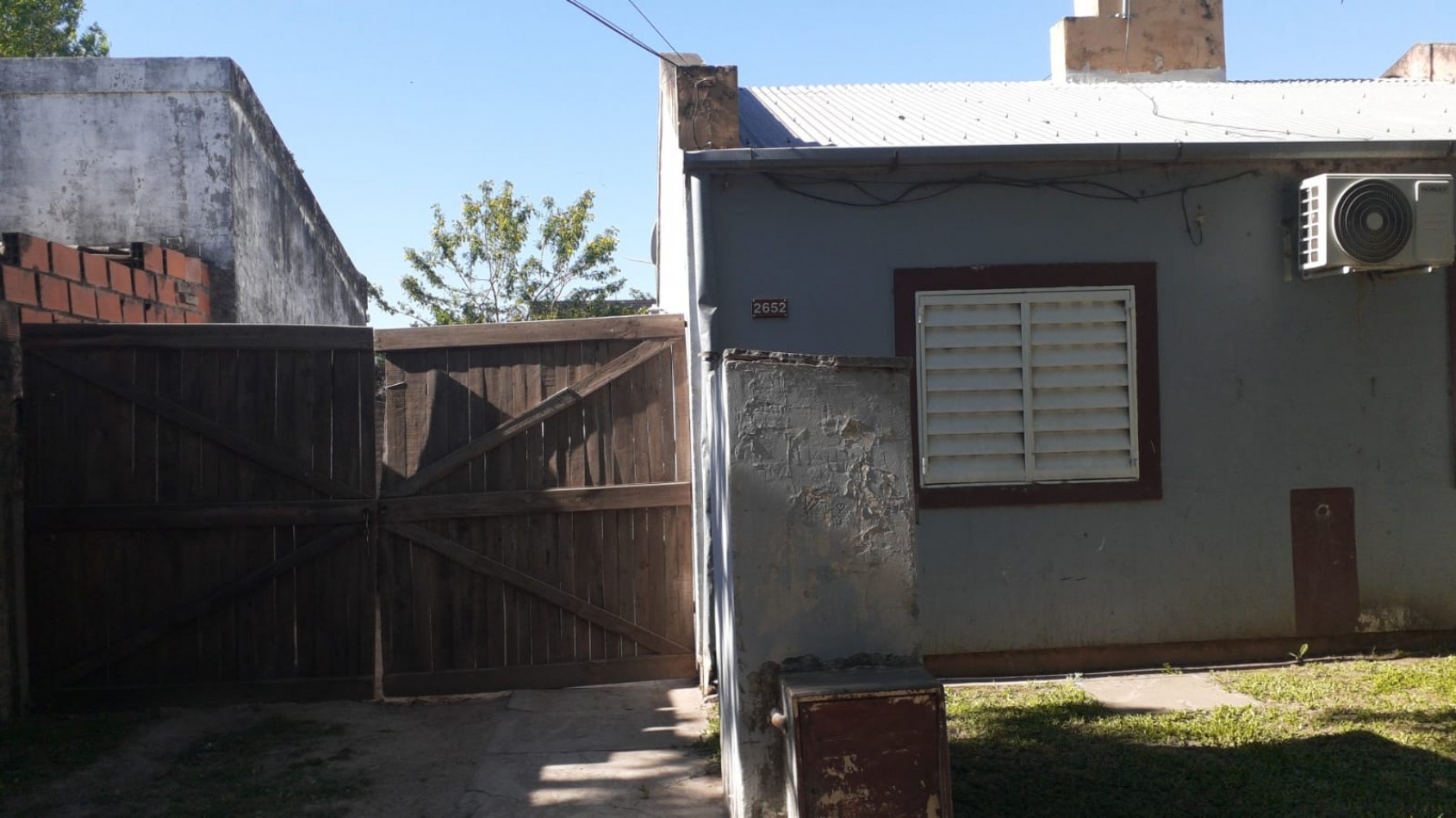 CASA A METROS DE AVENIDA EN SANTO TOME, SANTA FE