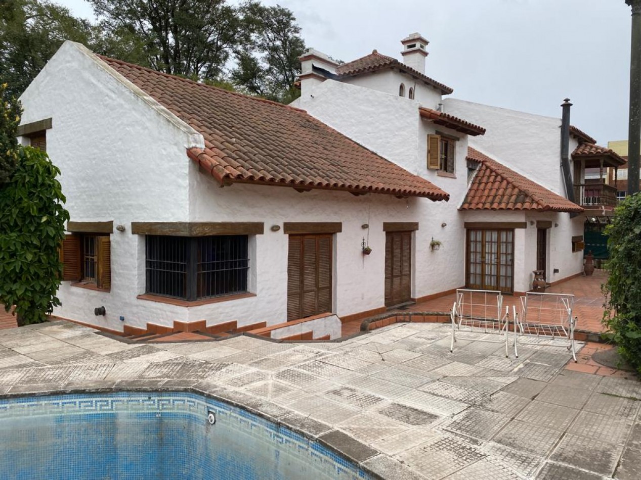 CASA DE ESTILO, AV. RICHIERI, SANTO TOME