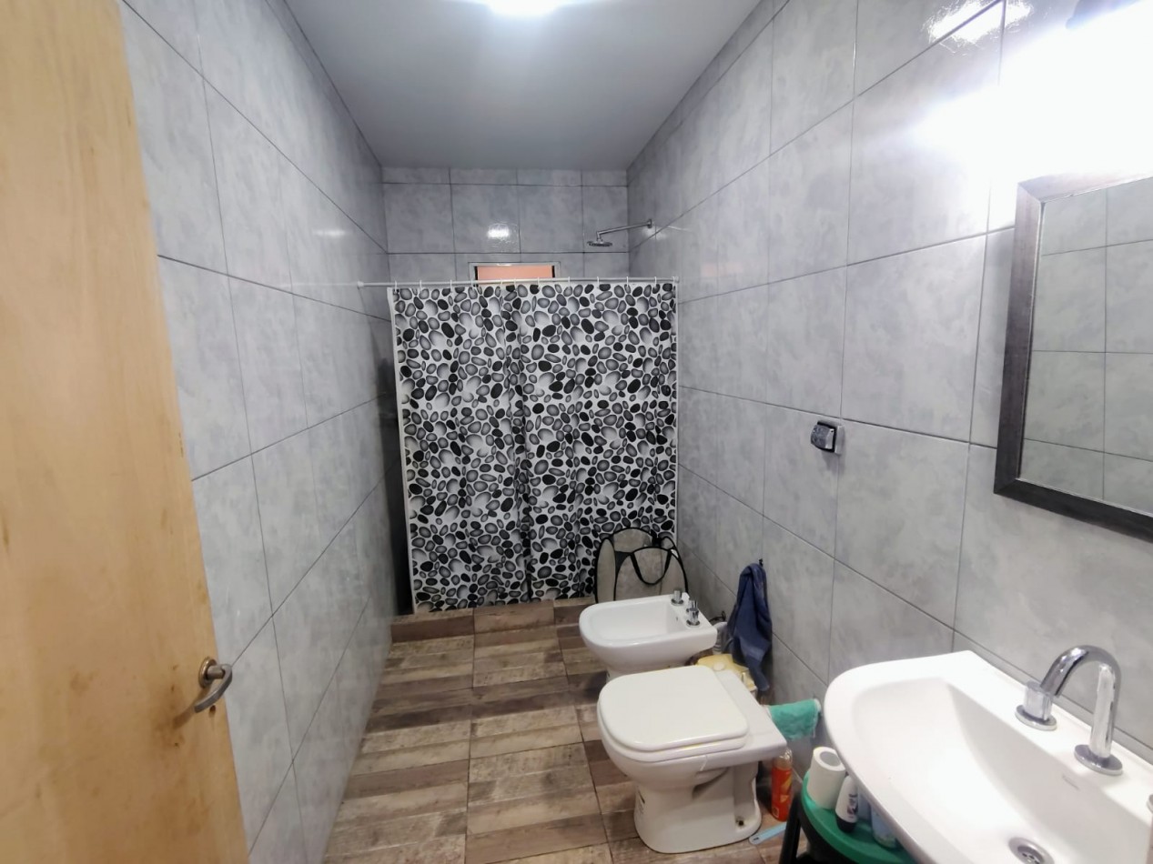 Casa a estrenar 2 dormitorios , cochera y patio - Praderas