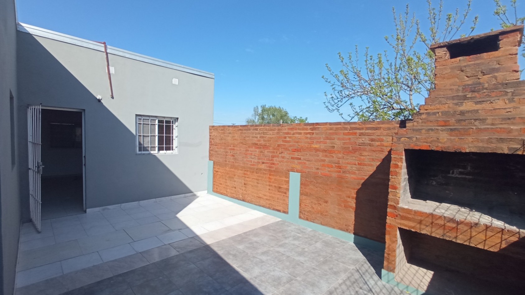 OPORTUNIDAD EN ZONA NORTE, SANTA FE - 2 PROPIEDADES CON COCHERA