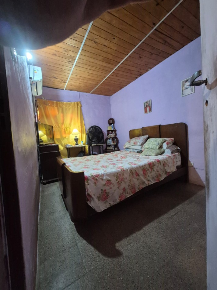 Departamento en planta alta, luminoso y funcional