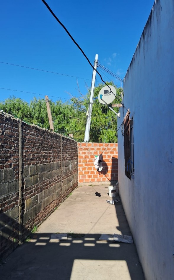 CASA A REFACCIONAR O DEMOLER, EN ZONA NORTE