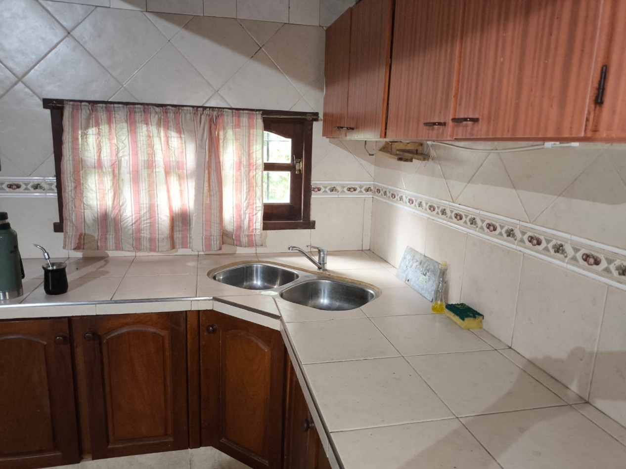 CASA CON PISCINA Y ESPACIO VERDE, SAUCE VIEJO