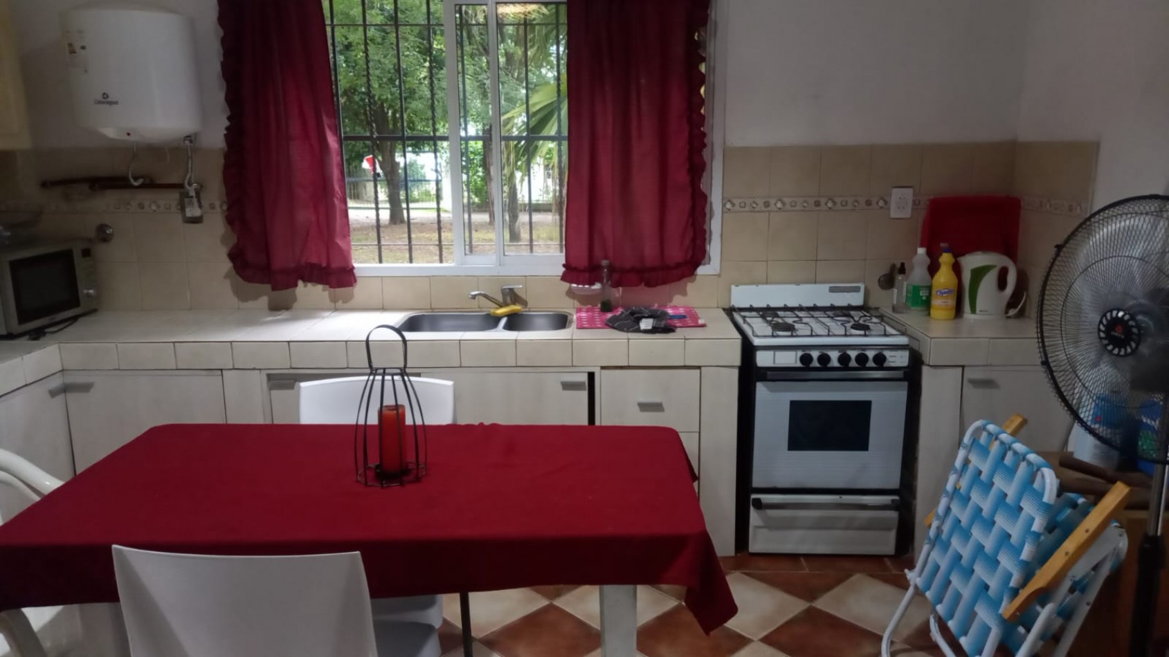 CASA QUINTA DE 2 DORMITORIOS CON PISCINA EN DESVIO ARIJON