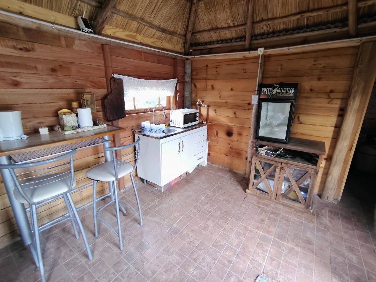 Cabaña con pileta en Los Zapallos | A 50 m Ruta 1 | Ideal descanso o renta