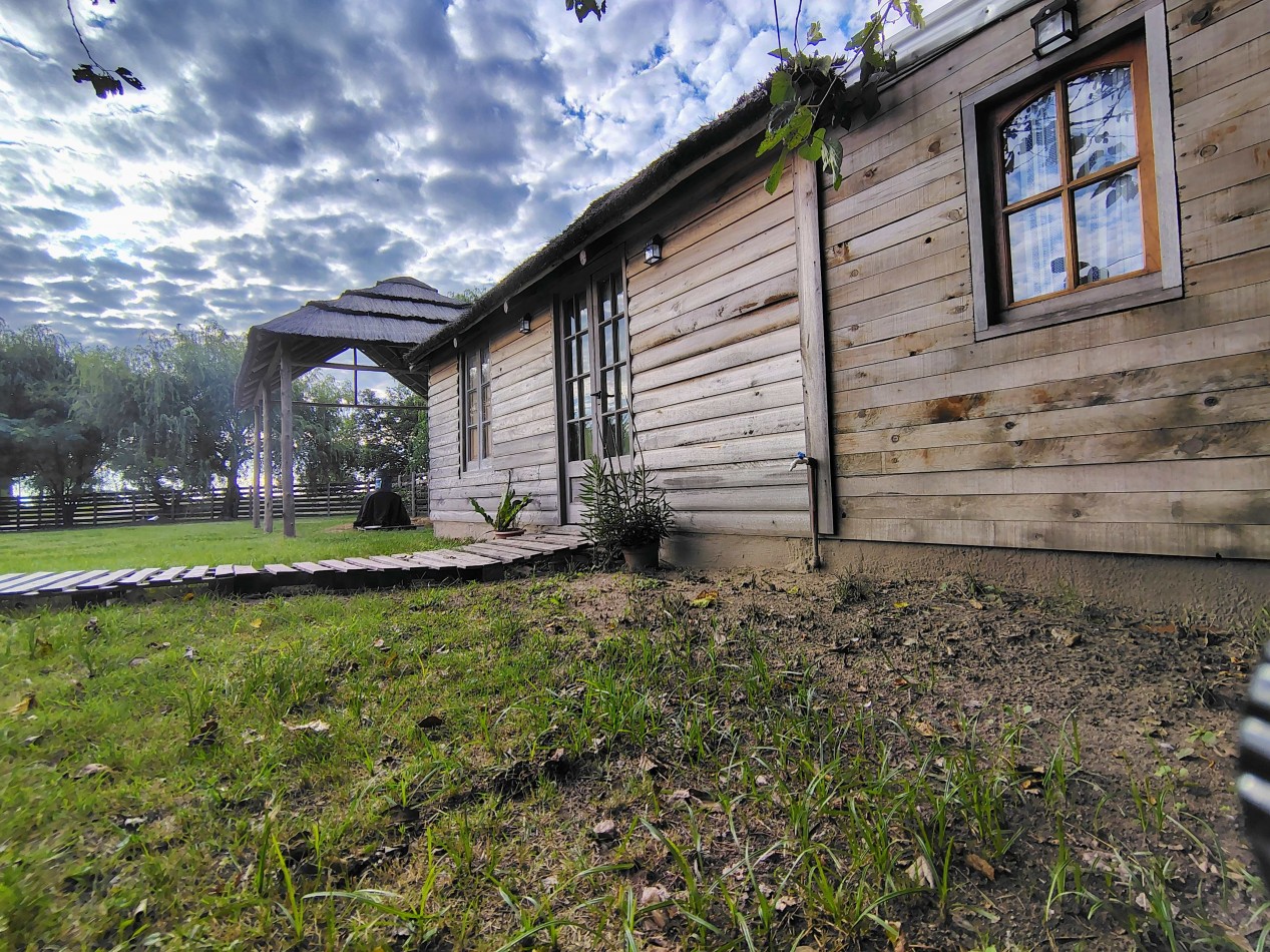 Cabaña con pileta en Los Zapallos | A 50 m Ruta 1 | Ideal descanso o renta