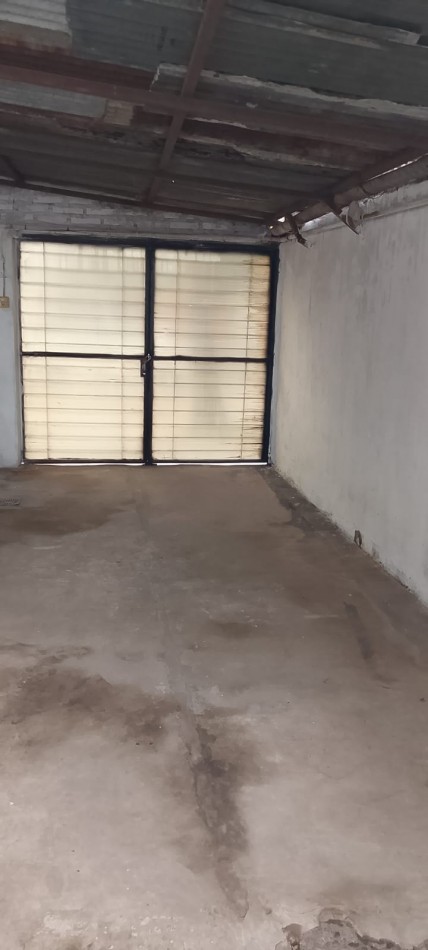 Casa en Planta Baja y Planta Alta, al frente en Santa Fe