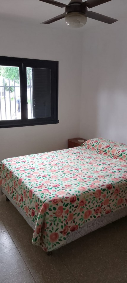 Casa en Planta Baja y Planta Alta, al frente en Santa Fe