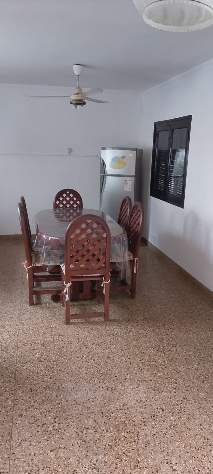 Casa en Planta Baja y Planta Alta, al frente en Santa Fe