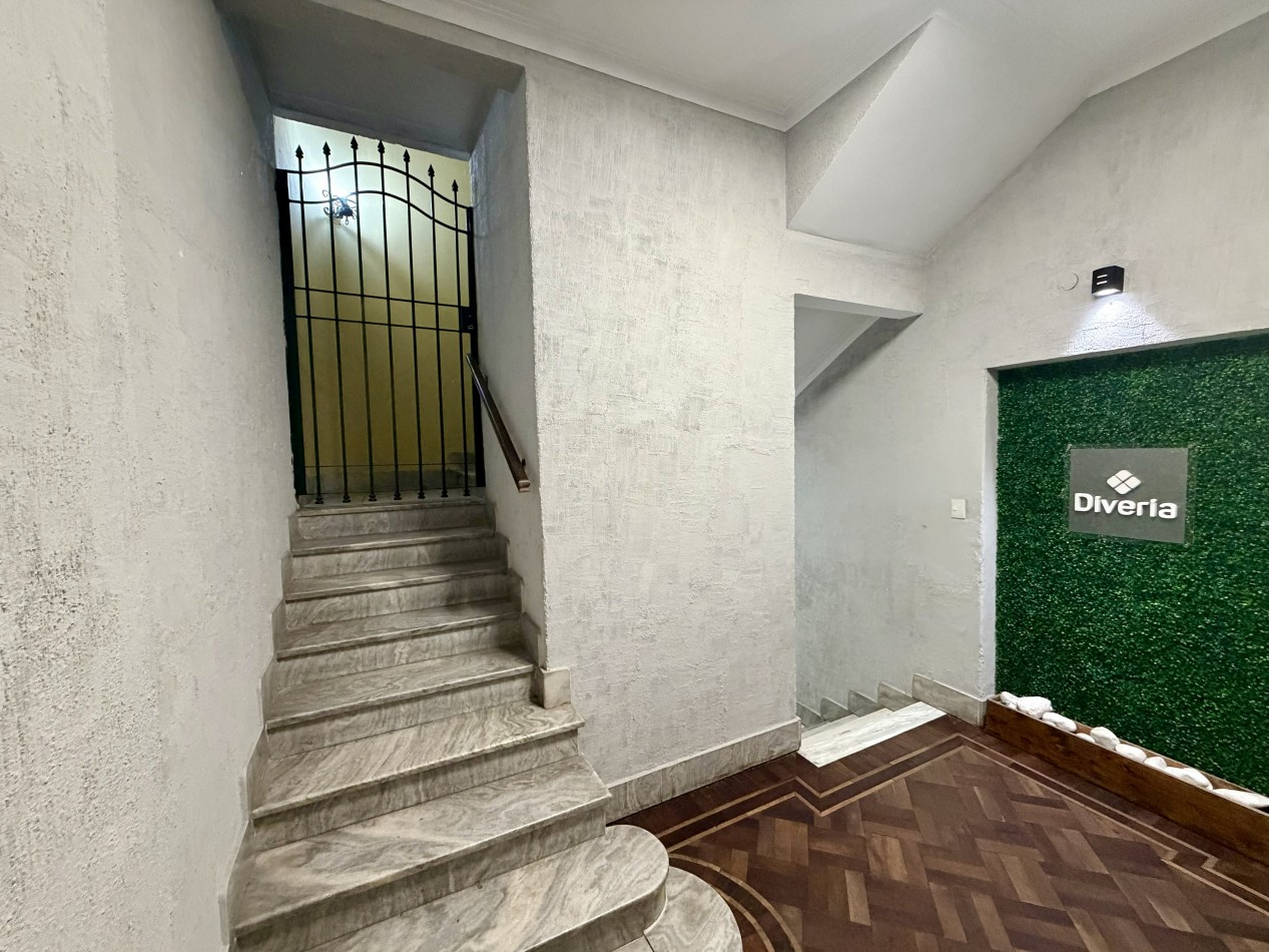 PISO COMPLETO A METROS DE BOULEVARD GALVEZ, SANTA FE