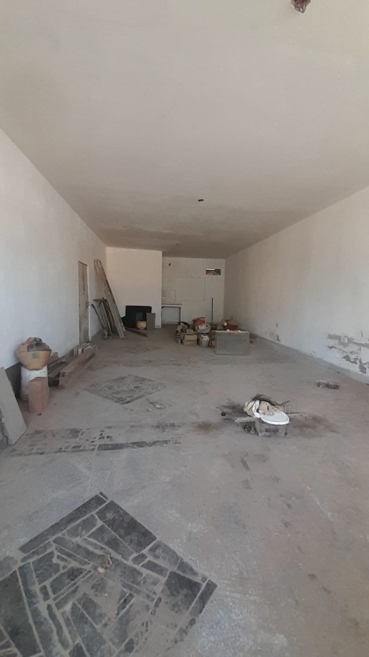 CASA INTERNA CON LOCAL COMERCIAL, SANTA FE
