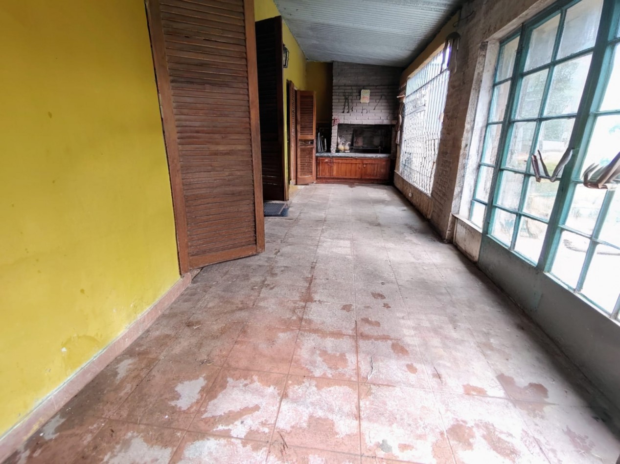 Casa 2 dormitorios con cochera y patio en Santa Fe | 146 m² cubiertos