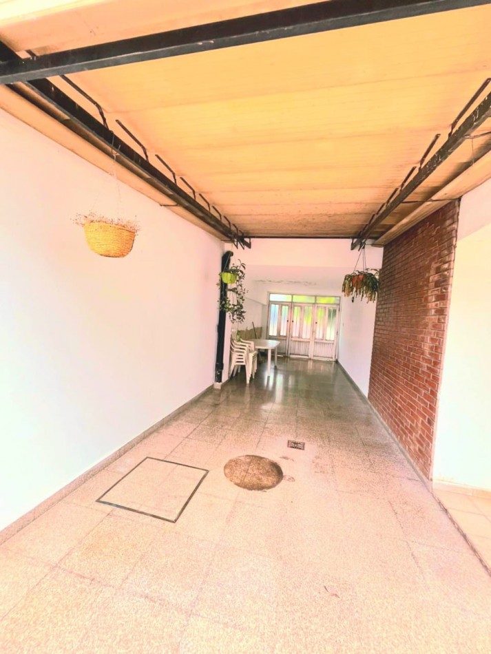 CASA DE 3 DORMITORIOS EN BARRIO GUADALUPE, SANTA FE