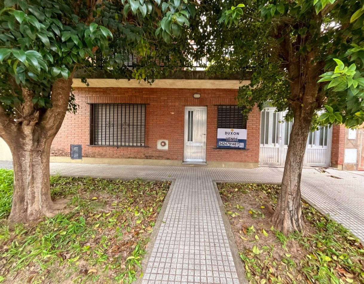 CASA DE 3 DORMITORIOS EN BARRIO GUADALUPE, SANTA FE