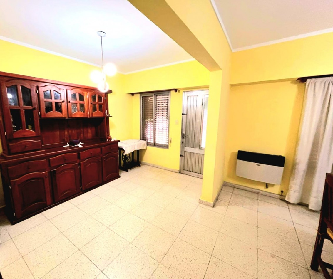 CASA DE 3 DORMITORIOS EN BARRIO GUADALUPE, SANTA FE