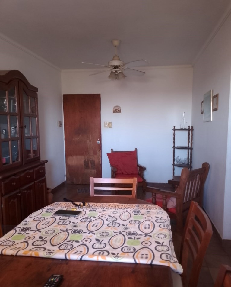 DEPARTAMENTO DE TRES DORMITORIOS Y COCHERA, SANTA FE