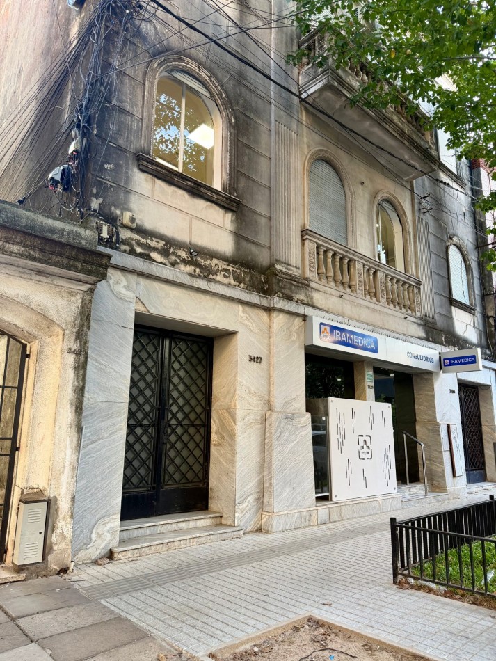 PISO COMPLETO A METROS DE BOULEVARD GALVEZ, SANTA FE