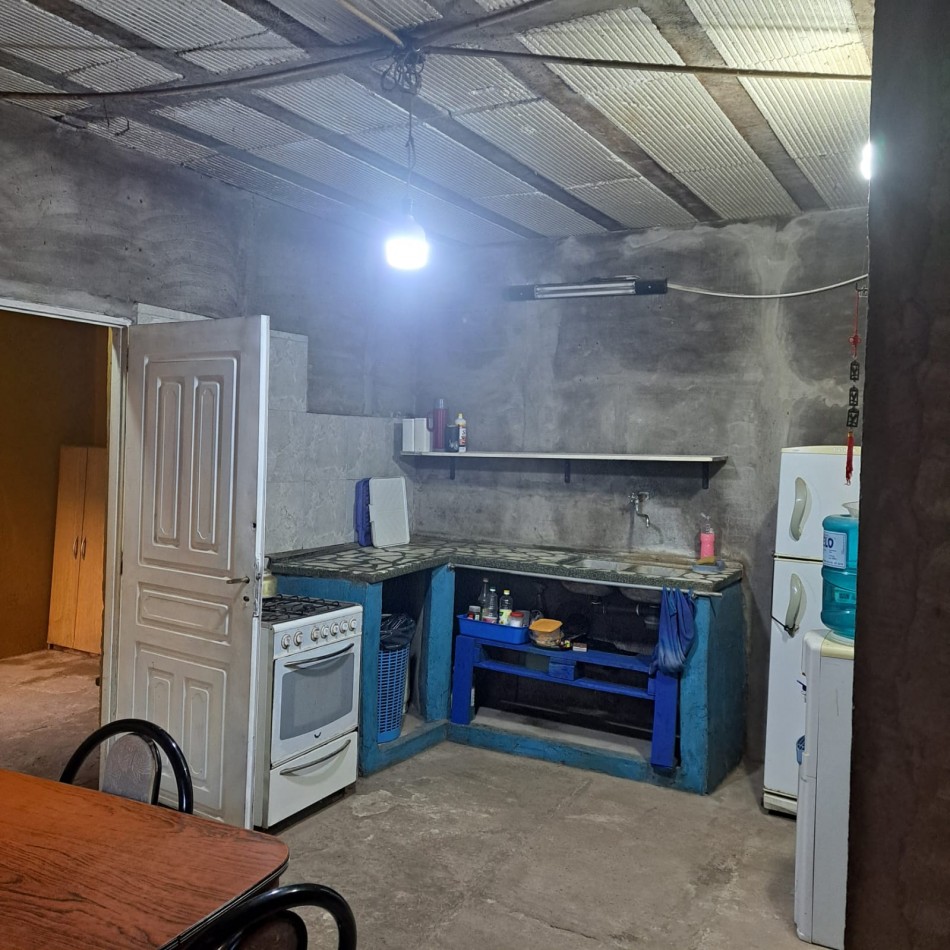  CASA EN VENTA + FONDO DE COMERCIO EN BARRIO 12 DE SEPTIEMBRE - SANTO TOME