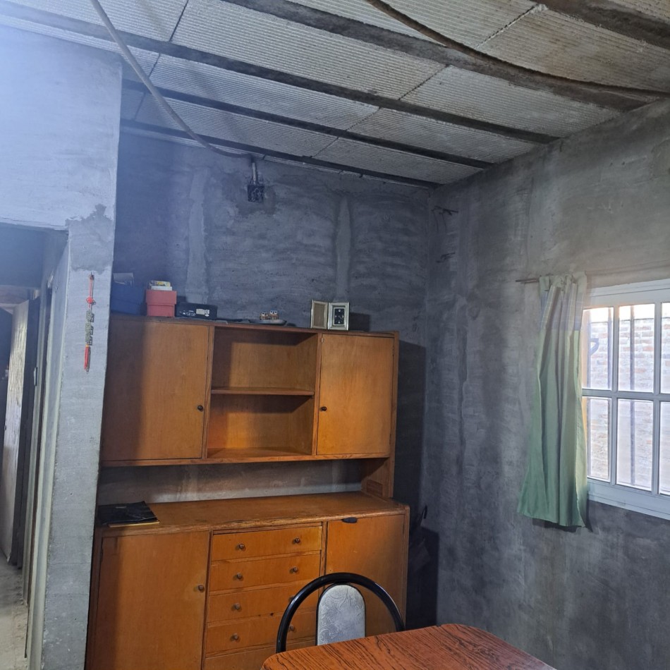  CASA EN VENTA + FONDO DE COMERCIO EN BARRIO 12 DE SEPTIEMBRE - SANTO TOME