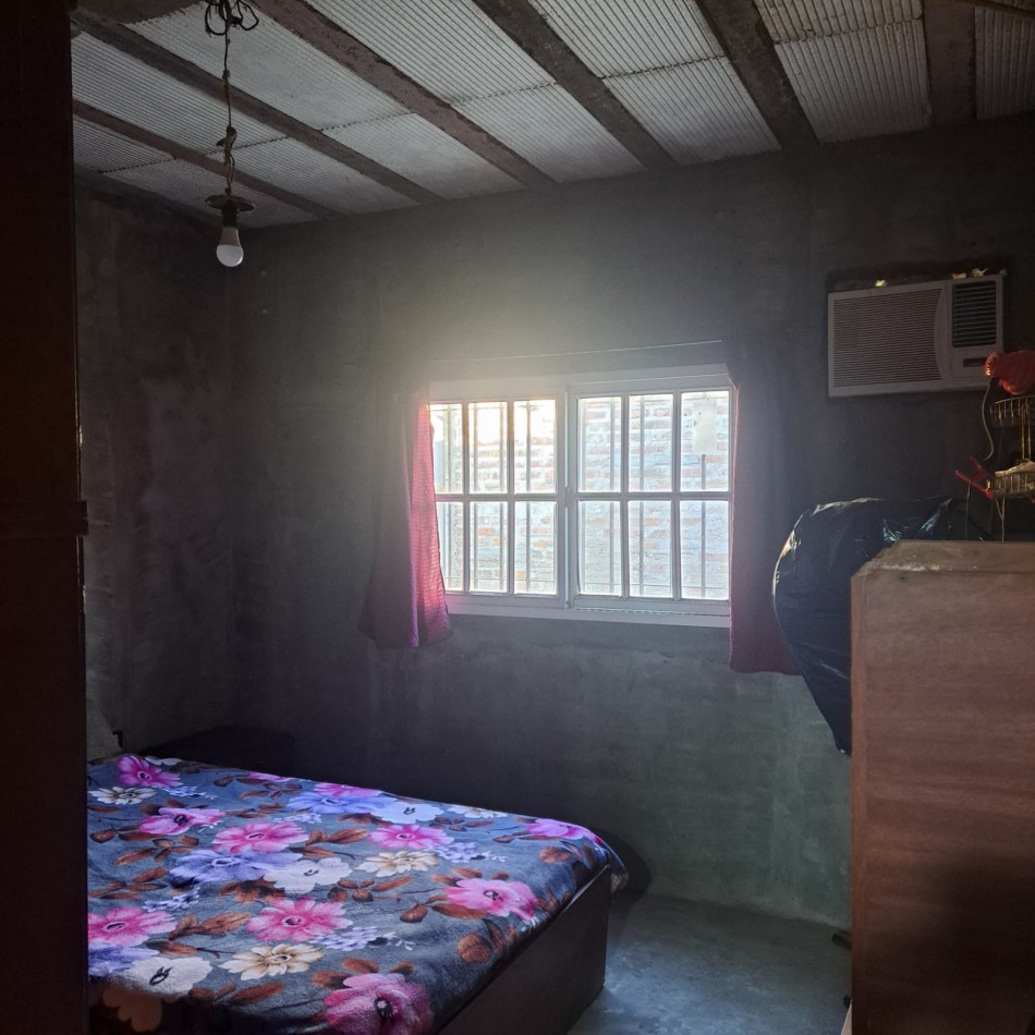  CASA EN VENTA + FONDO DE COMERCIO EN BARRIO 12 DE SEPTIEMBRE - SANTO TOME