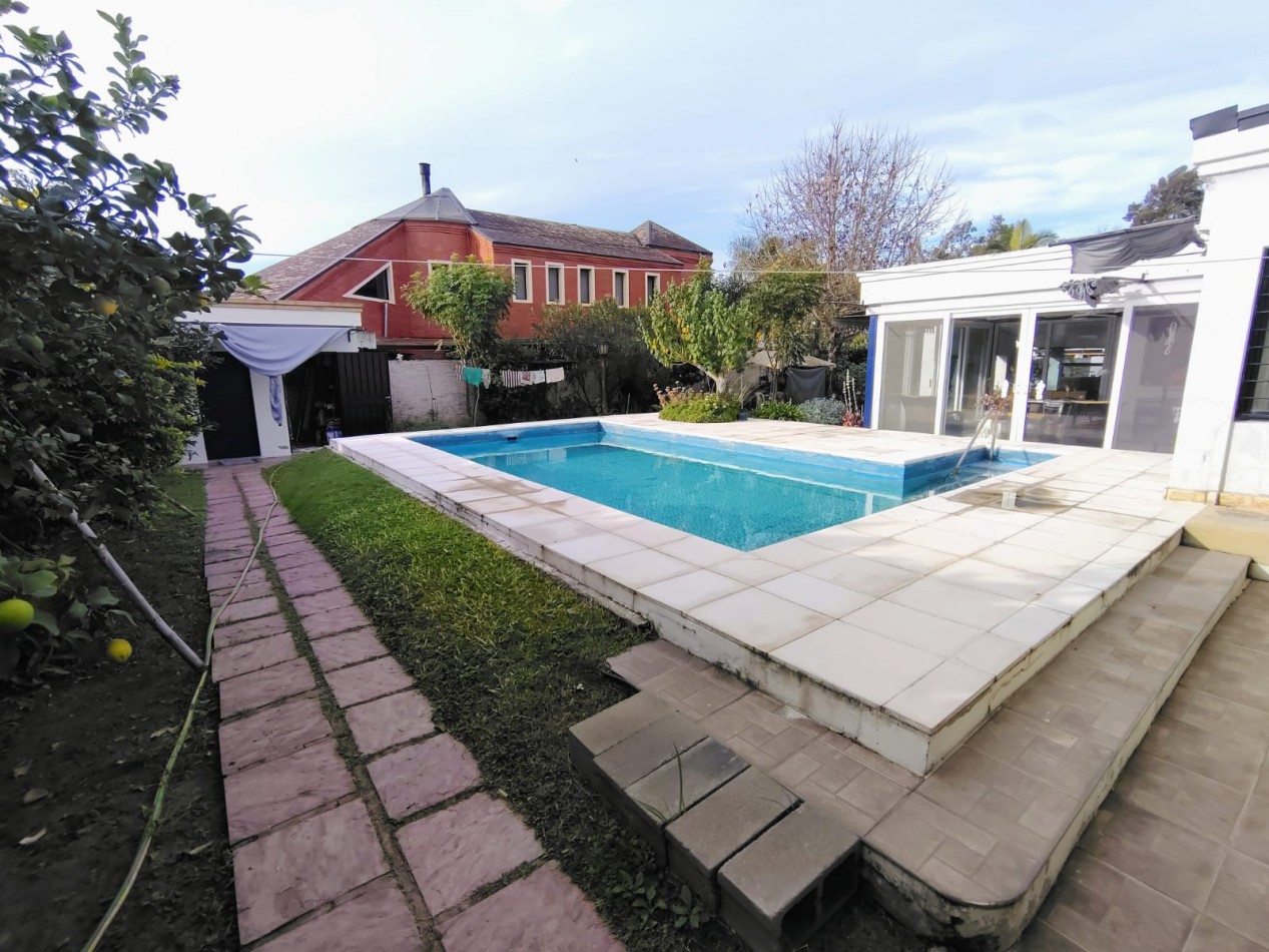 Propiedad con pileta y multiples usos en Las Paltas | Vivienda, consultorio y departamento independiente