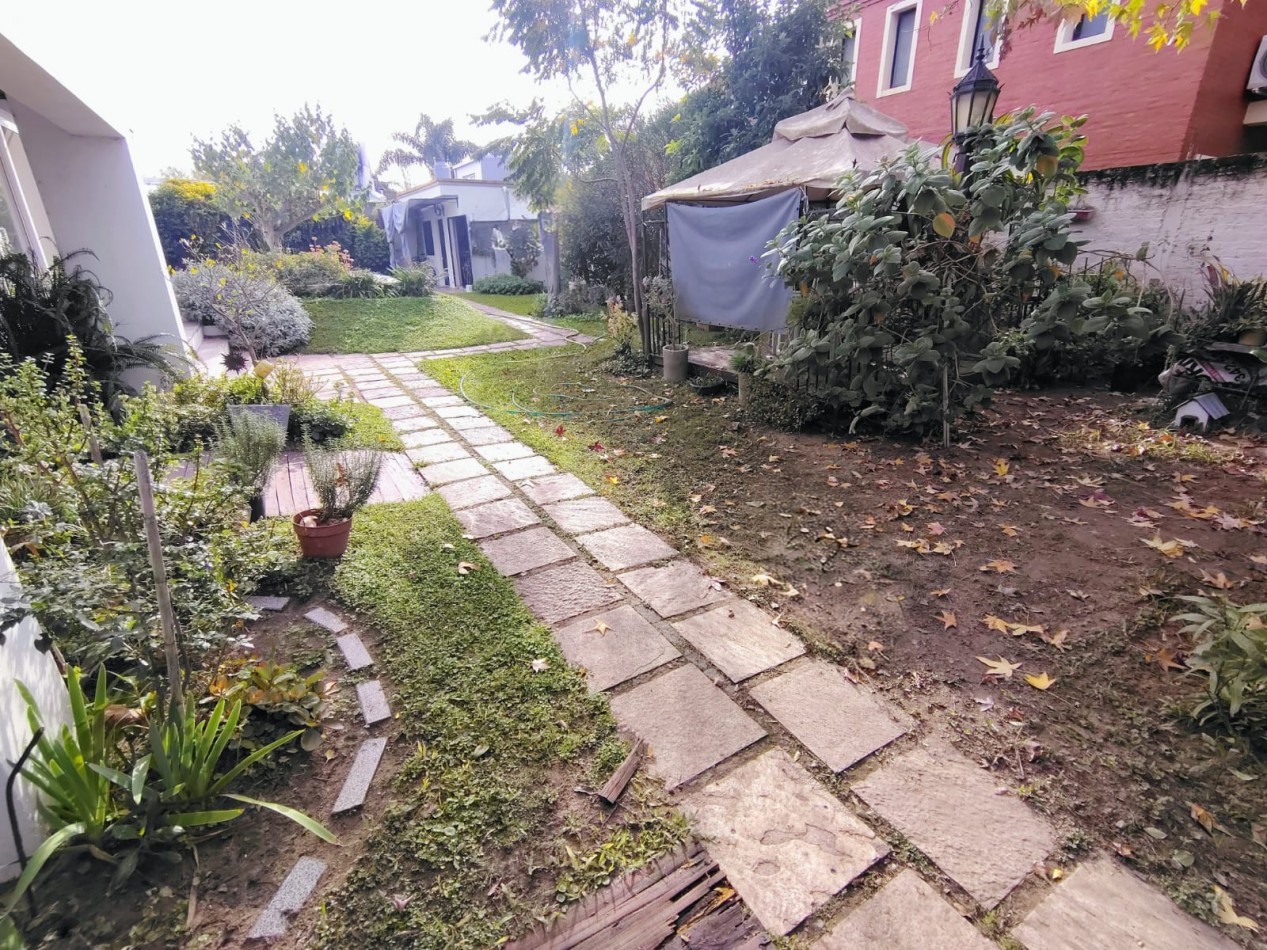 Propiedad con pileta y multiples usos en Las Paltas | Vivienda, consultorio y departamento independiente