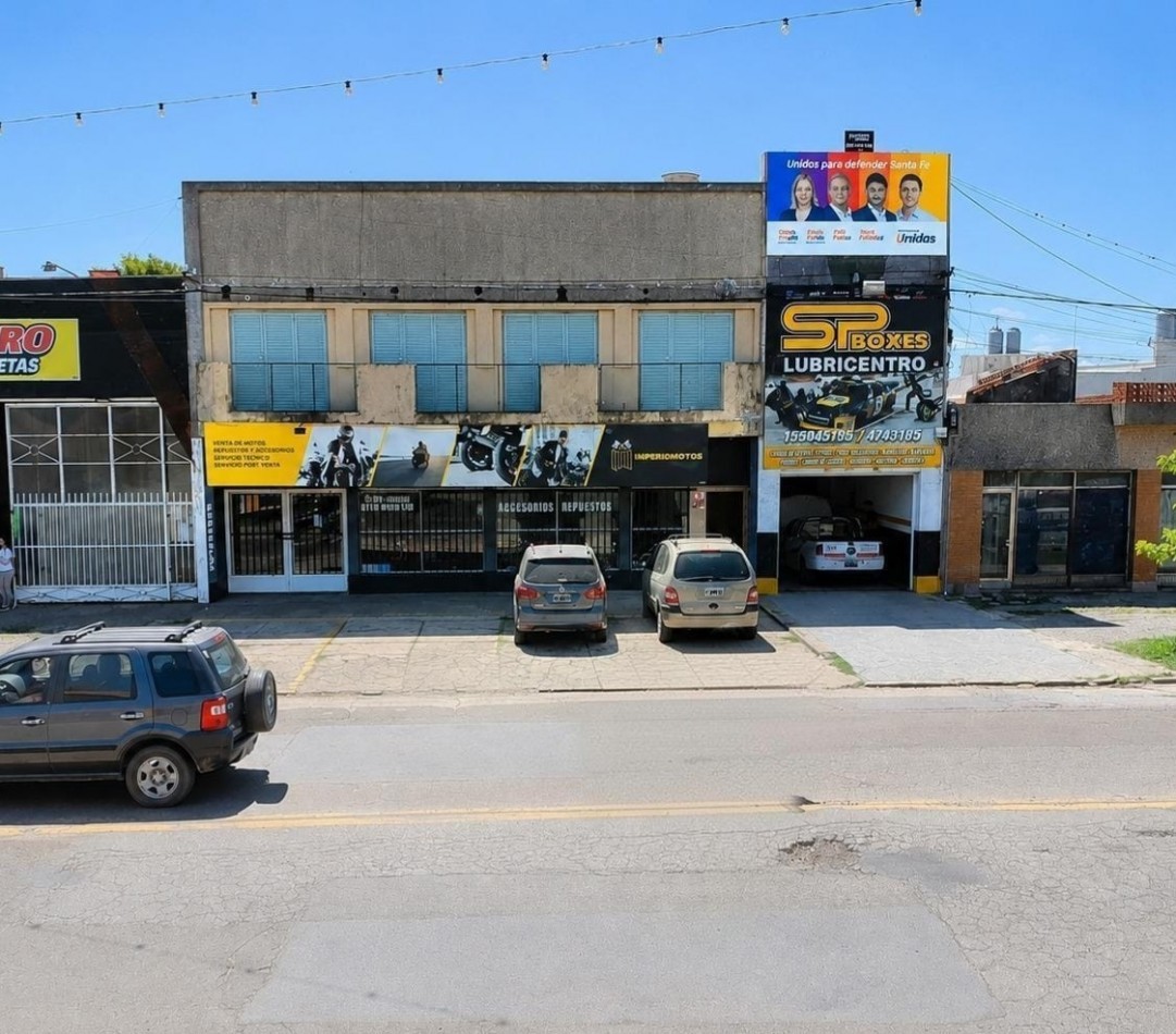 Locales comerciales sobre Av. 7 de Marzo, Santo Tome