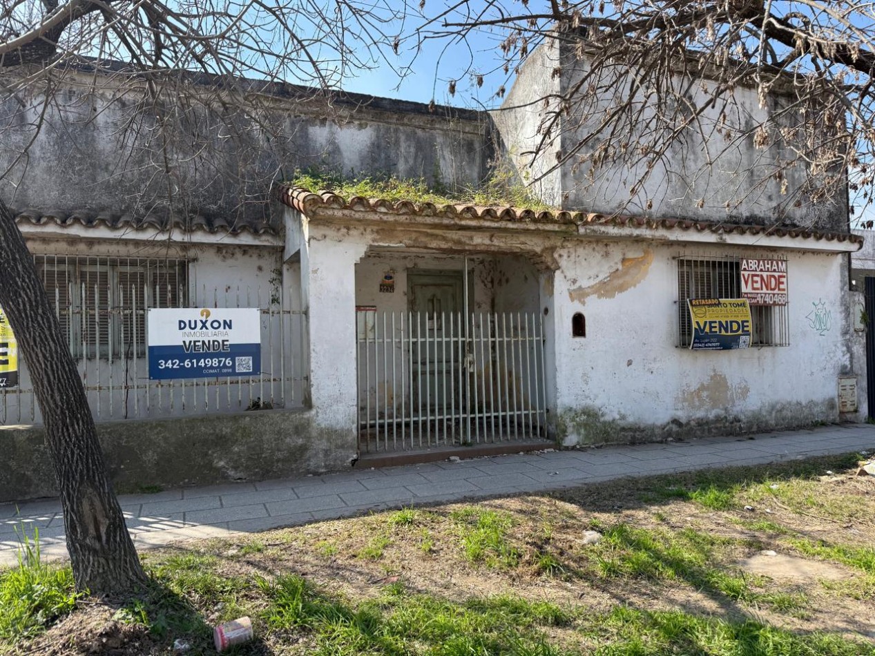 CASA A DEMOLER/REFACCIONAR EN SANTO TOME