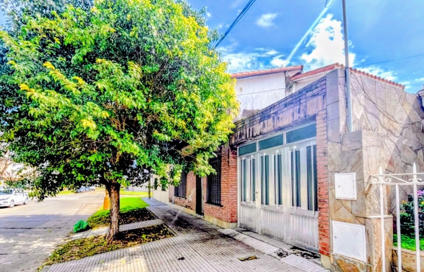 CASA DE 3 DORMITORIOS EN BARRIO GUADALUPE, SANTA FE