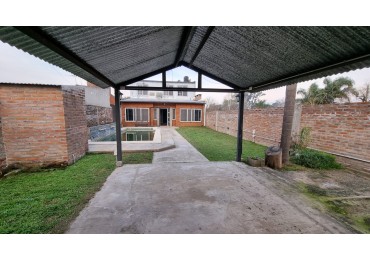 CASA EN VENTA EN SAUCE VIEJO - EXCELENTE UBICACION Y COMODIDAD