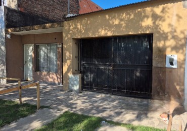 CASA CON DPTO EN ZONA NORTE, SANTA FE